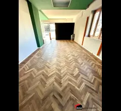 Cogollo: negozio al piano terra con parcheggio privato