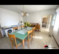 Appartamenti in Vendita - Lugo. abitazione singola con ampio giardino