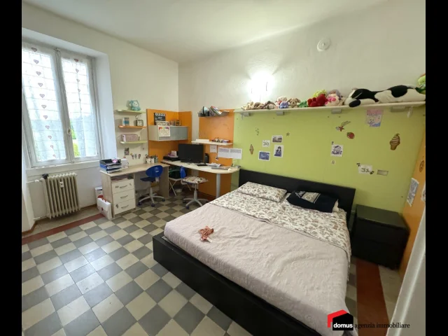 Appartamenti in Vendita - Lugo. spazioso bicamere con box ed orto (attualmente locato)