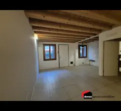 Appartamenti in Vendita - Thiene centro:  appartamento a schiera indipendente
