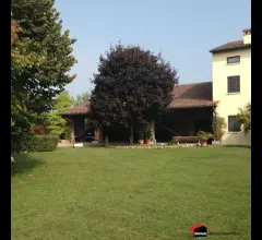 Appartamenti in Vendita - Zanè: raffinato rustico singolo  immerso nel verde