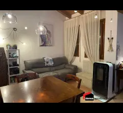 Appartamenti in Vendita - Marano: appartamento locato, indipendente con garage