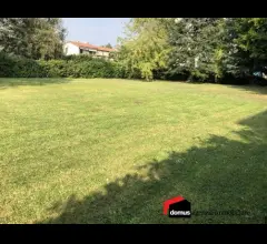 Thiene: lotto edificabile di 400 mq ideale per villa singola