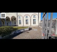 Appartamenti in Vendita - Ufficio/negozio mq 180