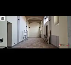 Appartamenti in Vendita - Ufficio/negozio mq 180