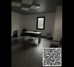 Appartamenti in Vendita - Ufficio 2 locali piu servizio