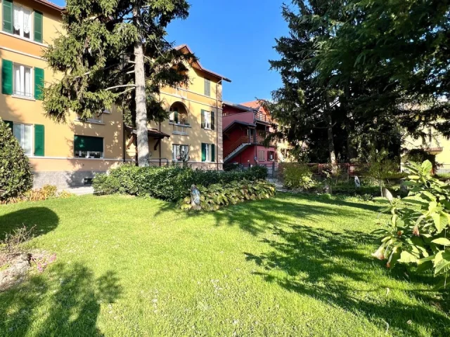Appartamenti in Vendita - Quadrilocale con cucina abitabile, balcone, box e cantina