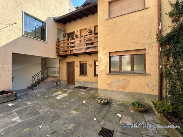 Appartamenti in Vendita - Caratteristico bilocale in corte