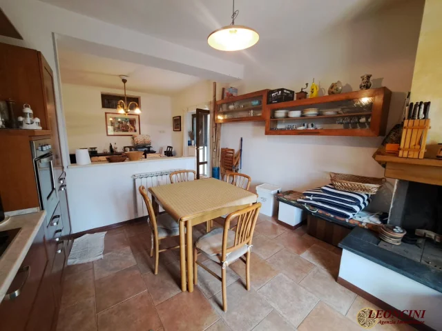 Appartamenti in Vendita - A325  indipendente con giardino