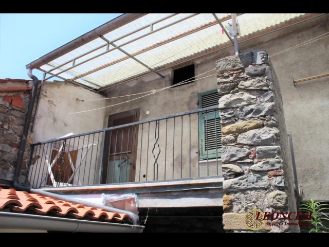 Appartamenti in Vendita - A331 rustico in centro storico