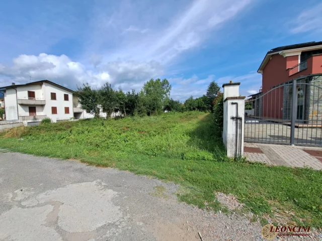 Appartamenti in Vendita - T010 terreno edificabile per monofamigliare