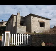 A406 villino indipendente da ultimare
