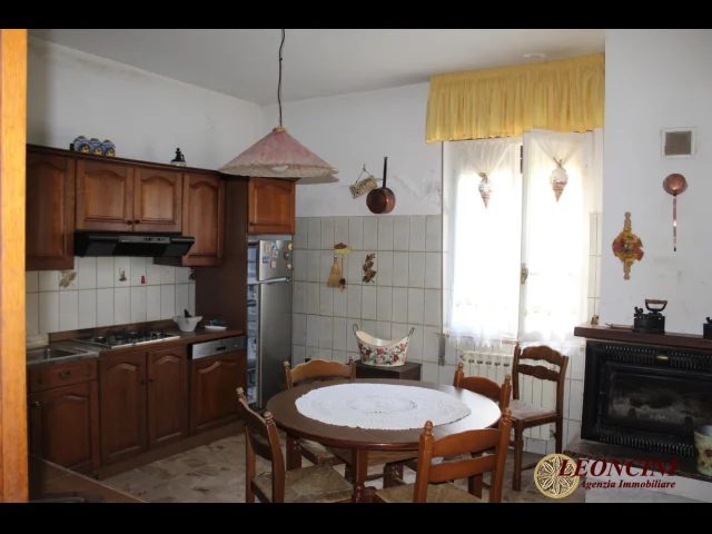 A461 casa indipendente con terreno
