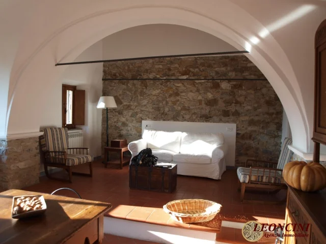 Appartamenti in Vendita - P110 casale con vista panoramica