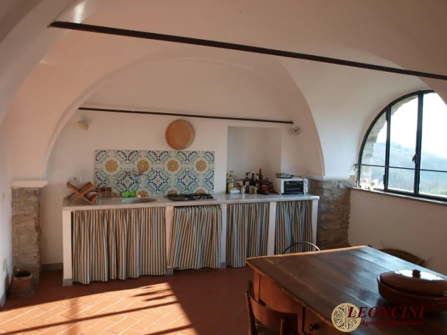 Appartamenti in Vendita - P110 casale con vista panoramica