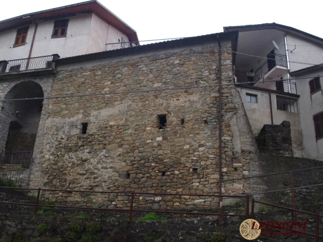 Appartamenti in Vendita - A480 rustico con vista