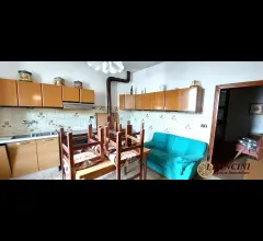 Appartamenti in Vendita - A313 semindipendente con terreno
