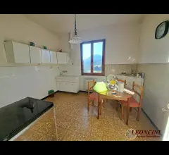 Appartamenti in Vendita - A324 casa semindipendente con giardino