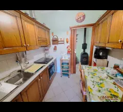 Appartamenti in Vendita - A361 abitazione con terrazza e giardino