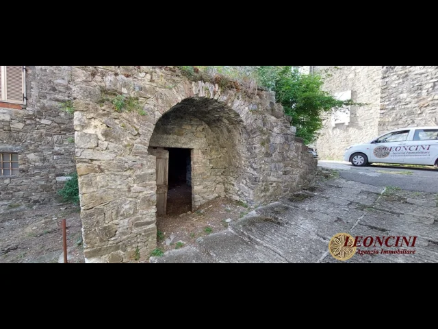 Appartamenti in Vendita - A308 rustico in centro storico