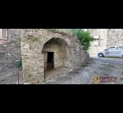 Appartamenti in Vendita - A308 rustico in centro storico