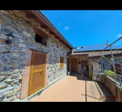 A365 doppia abitazione in borgo