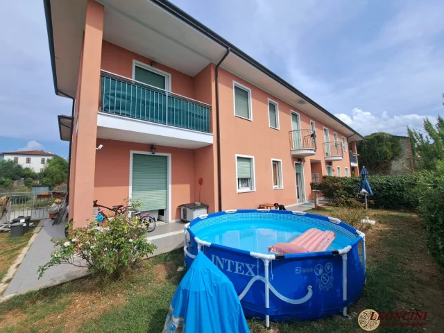 Appartamenti in Vendita - A334 appartamento con giardino