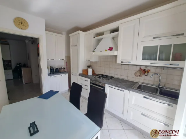 Appartamenti in Vendita - A334 appartamento con giardino