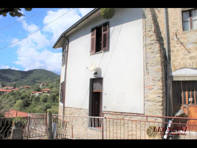 Appartamenti in Vendita - Casa nel borgo
