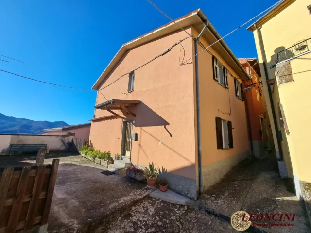 A301 abitazione in centro storico