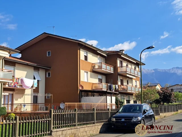 A345 appartamento con garage