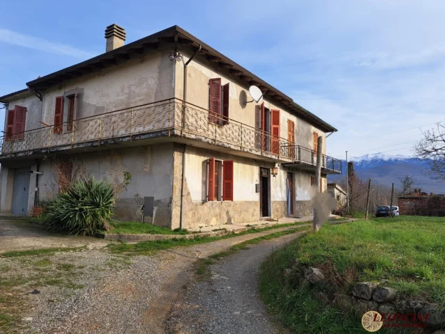 Appartamenti in Vendita - A321 semindipendente con terreno