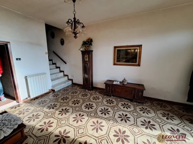 Appartamenti in Vendita - A321 semindipendente con terreno