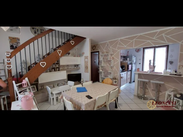 Appartamenti in Vendita - A306 semindipendente con giardino