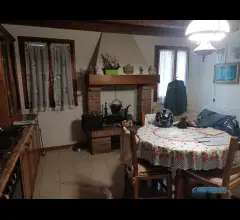 Appartamenti in Vendita - Casa singola