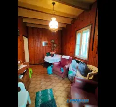 Casa con giardino