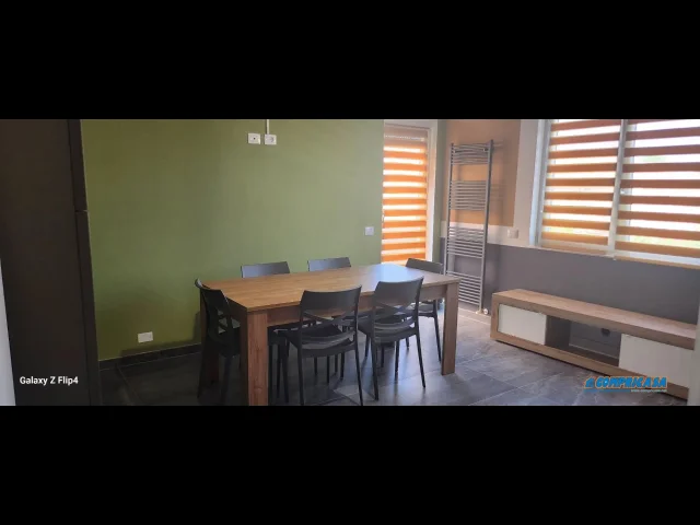 Appartamenti in Vendita - Camera con bagno e cucina condivisa