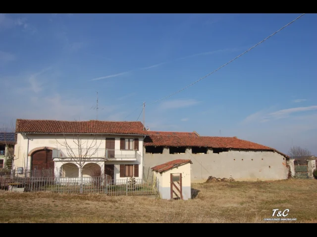 Appartamenti in Vendita - Rustico pinerolo