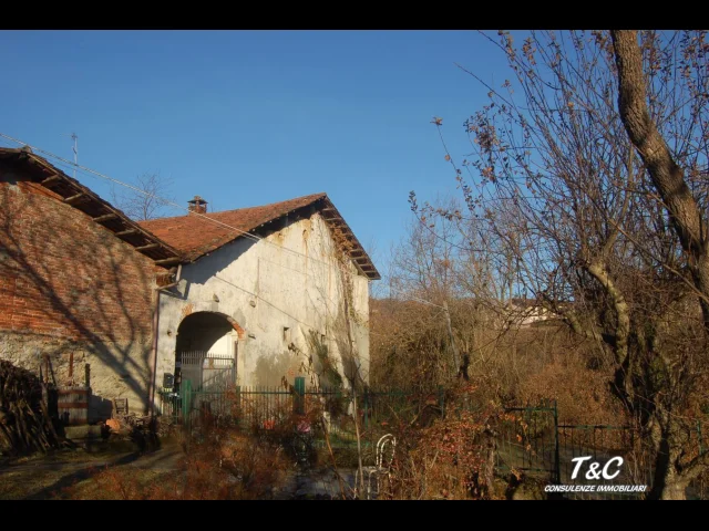 Appartamenti in Vendita - Rustico pinerolo abbadia alpina
