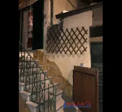 Appartamenti in Vendita - Rosignano marittimo - centro storico trilocale con taverna