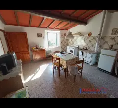 Appartamenti in Vendita - Bilocale vista mare ingresso indipendente