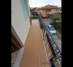 Appartamenti in Vendita - Rosignano località caletta terra ampio giardino