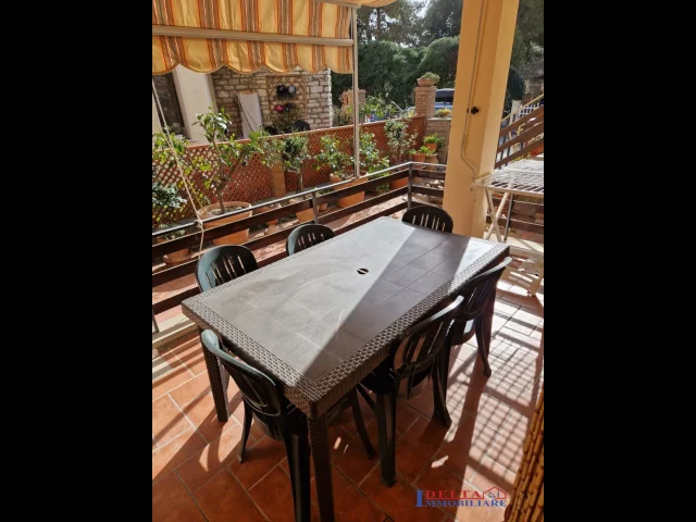 A 50 mt. dal mare!!! - affitto estivo - p.t. con veranda -