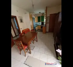 In schiera con garage e balcone abitabile