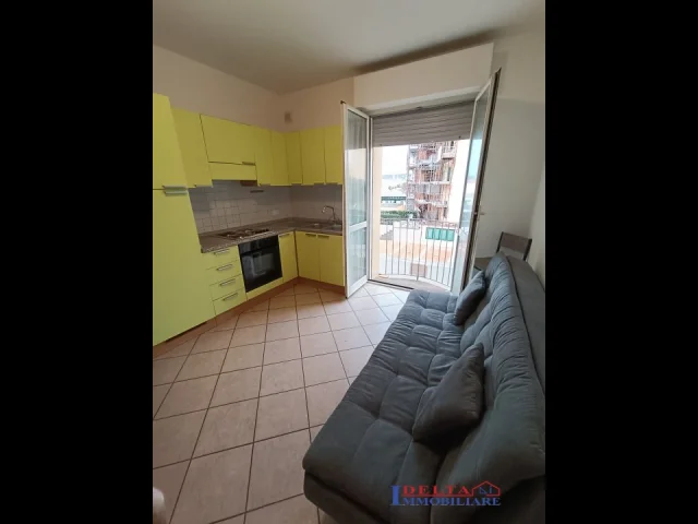 Appartamenti in Vendita - Grazioso bilocale - frontemare !!!! -