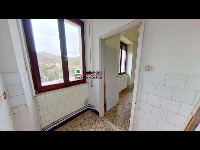 Appartamenti in Vendita - Tre locali con posto auto