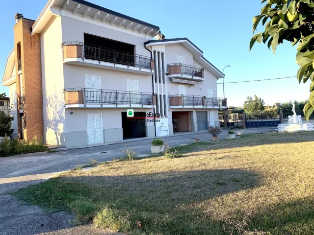 Casa singola a stella di monsampolo del tronto