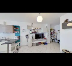 Appartamenti in Vendita - Tre locali con garage recente costruzione