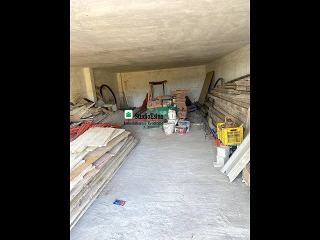 Garage / autorimessa / magazzino