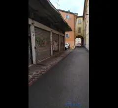 Appartamenti in Vendita - Affittasi magazzino al piano terra in centro storico